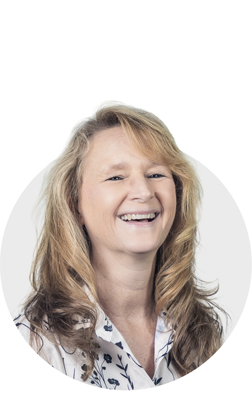 Lisa Jarvis : Operations and Contracts Manager